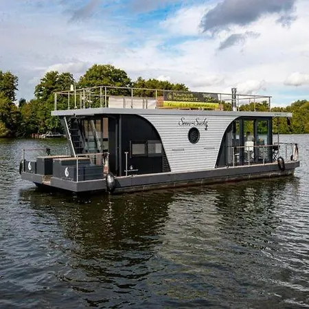 Botel Houseboat On The Dahme, Wildau
