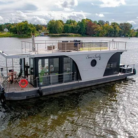 Houseboat On The Dahme, Wildau *