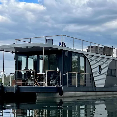 Botel Houseboat On The Dahme, Wildau Koenigs Wusterhausen